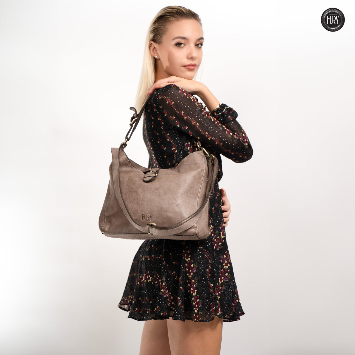 Sandy leather bag