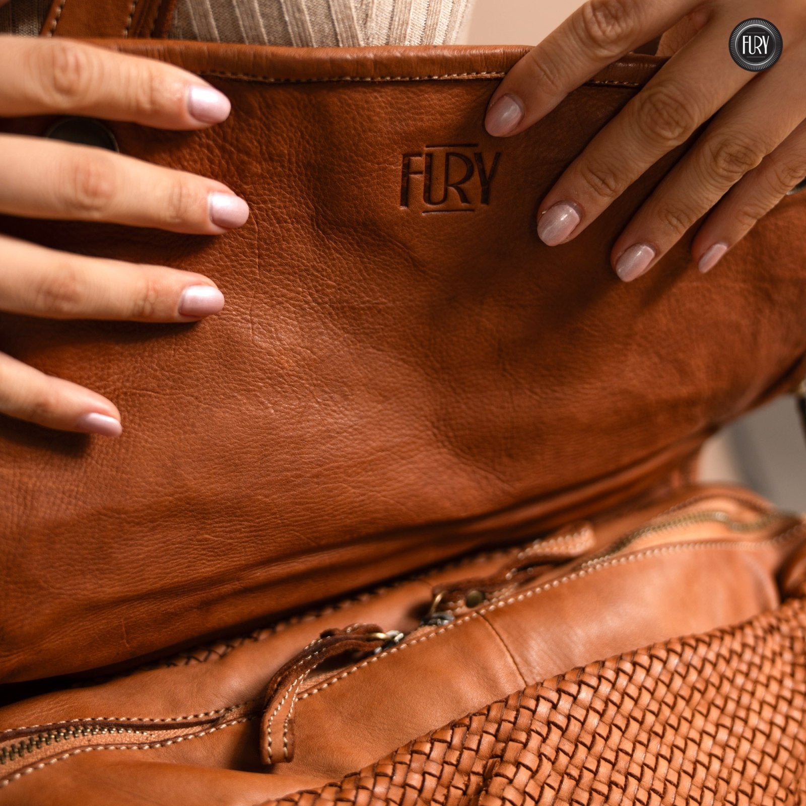 Borsa Siena Maxi in pelle intrecciata - Preordine - Fury